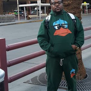 Meet your Posher, Alonzo